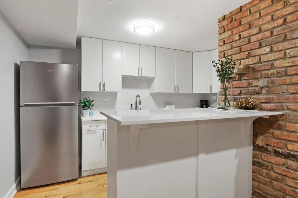 Apartment Charming 2br In The Heart Of - Barry Gb